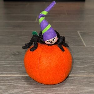 Annalee Black Spider on Orange Pumpkin 5” Halloween Decorative Plush 2013